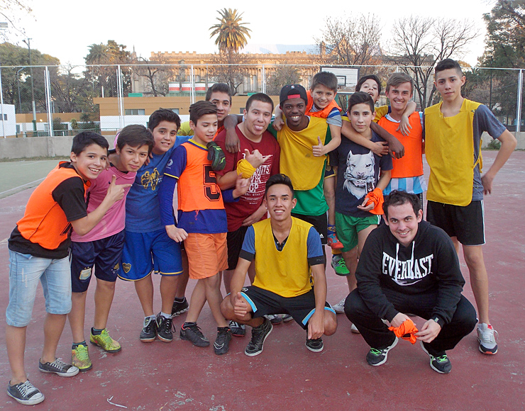 Coach Football to Kids in Argentina